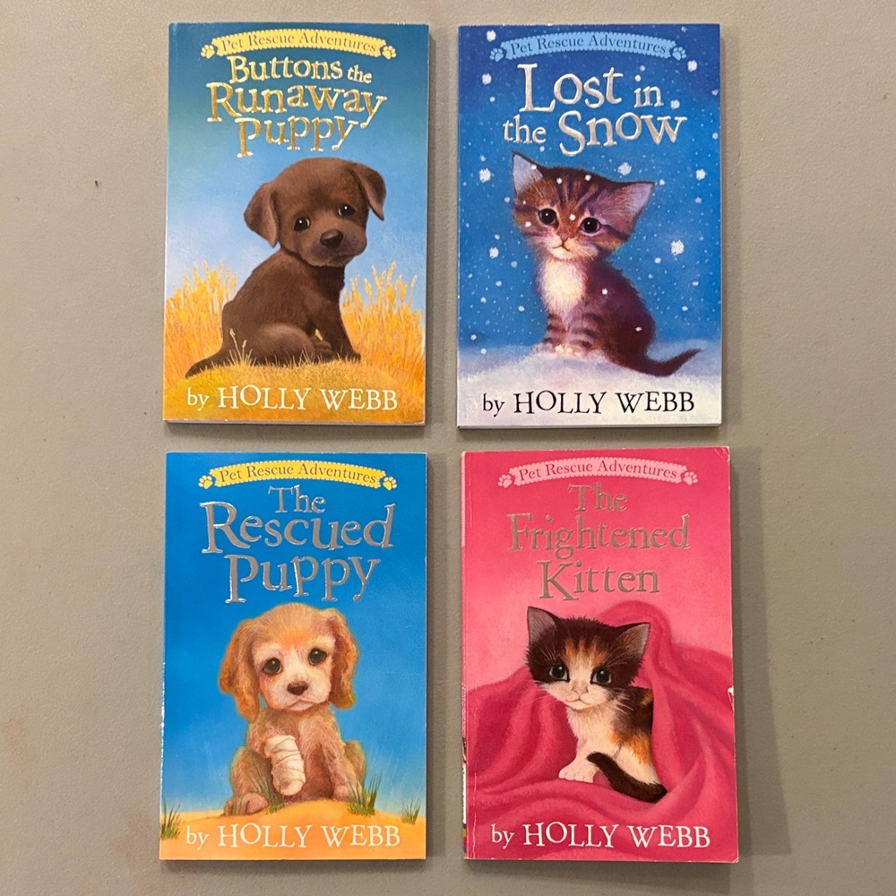 Pet Rescue Adventures 4 Book Bundle by Holly Webb